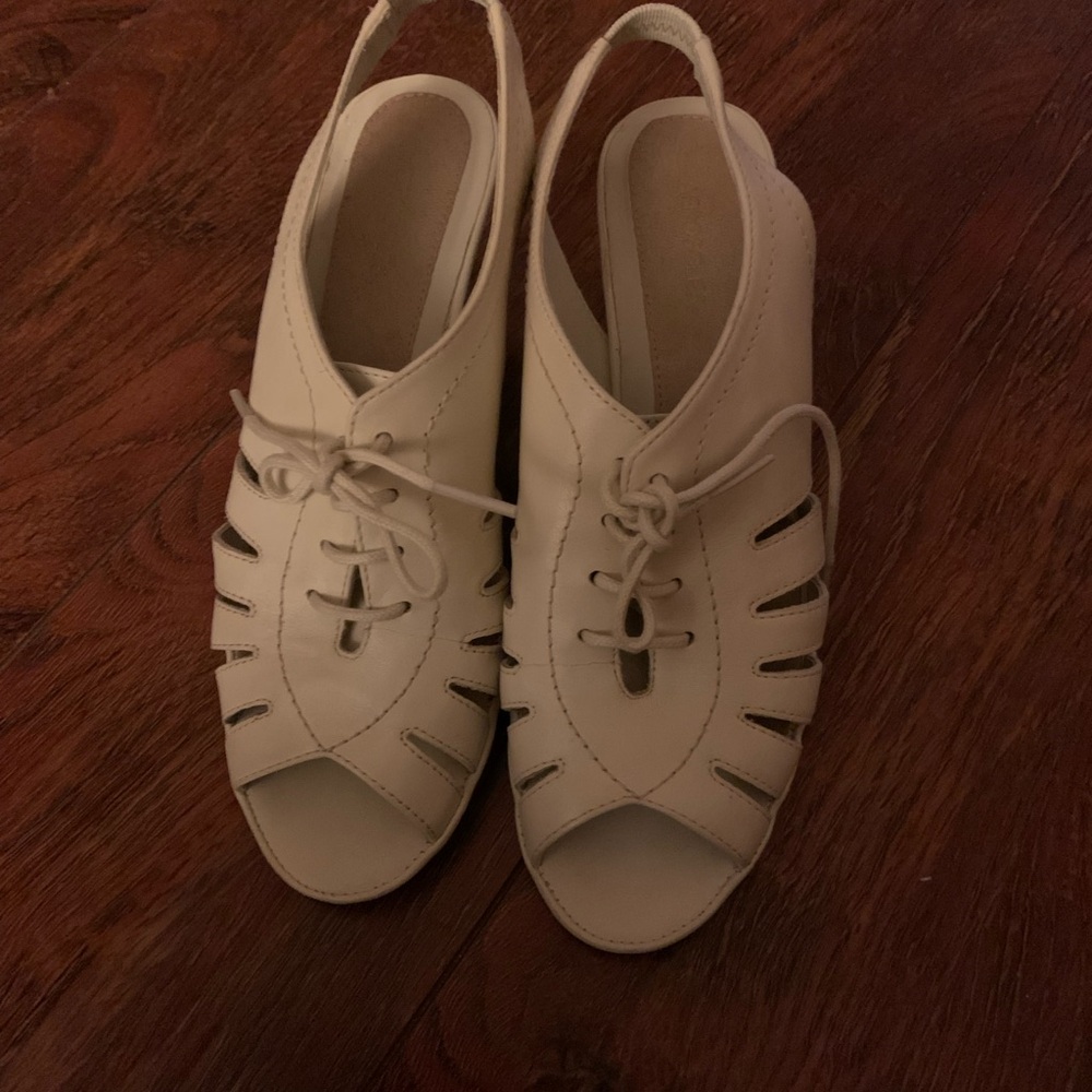 AEROSOLES Cream Women's Lace-Up Sandals